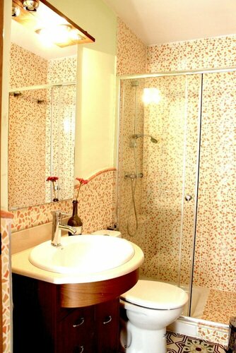 Hostal Burriac, Забронировать Отель Отели Аргентона с парковкой, Парковка