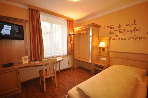 Hotel Prechtlhof, Rezervați Hotel Althofen Central Carinthia