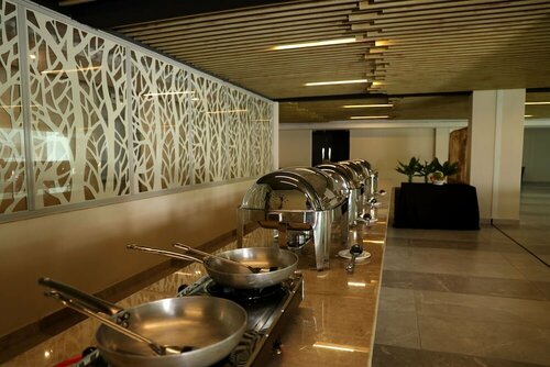 PrideInn Plaza Nairobi Airport Hotel, Đặt Khách sạn Khách sạn ở Machakos bao gồm bữa sáng, Bữa sáng