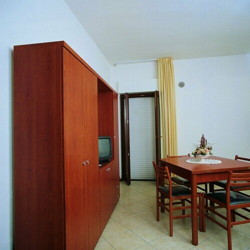 Claudia Residence, Book Hotel Hoteller i Alba Adriatica med pool, Swimmingpool