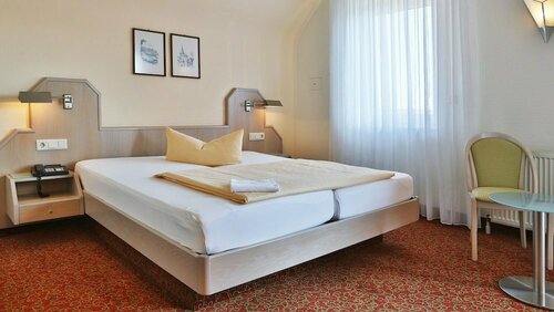 Hotel Weingarten, Забронировать Отель Бад-Дюркхайм Wine Route, рядом с Gradierwerk Bad Durkheim
