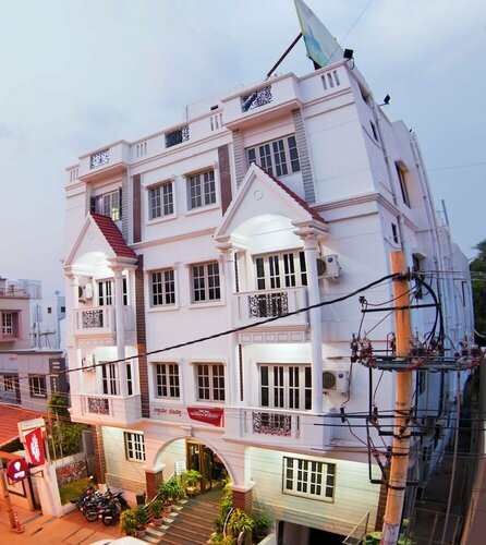 Aishwarya Residency, Boek Hotel Hotels in Bangalore met parkeren, Parkeren