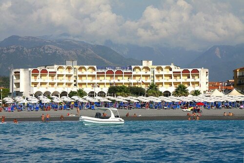 Hotel Parco dei Principi, Varaa Hotelli 3-tähden hotellit Scalea:ssä, 3*