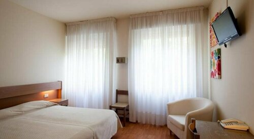 Piccolo Hotel, Забронировать Отель Мальчезине Garda Veneto