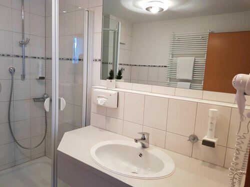 Hotel Habana, Забронировать Отель Отели Swabian Alps с парковкой, Парковка