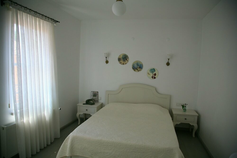 Gule Hotel