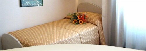 Santa Lucia, Book Hotel Hoteller i Cascina med parkering, Parkering
