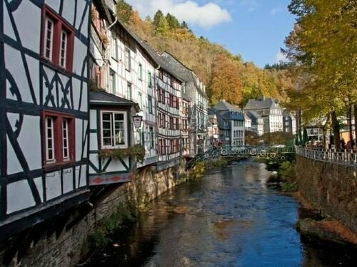 Haller Hotel Garni, Reserva ahora Hotel Monschau Eifel