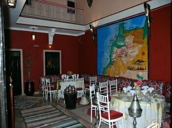 Kasbah Red Castel Hostel, Забронировать Хостел СПА-отели Марракеша, рядом с Минарет аль-Кутубия, SPA-услуги