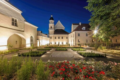 Hotel Domus Maria, Rezervați Hotel Vilnius Old Town Senamiestis