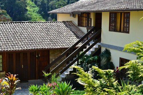 Hotel Serra Everest, Забронировать Отель Нова-Фрибургу штат Рио-де-Жанейро
