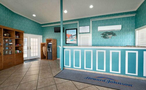 Howard Johnson by Wyndham Ocean City Oceanfront, Забронировать Мини-отель Оушен-Сити Мэриленд