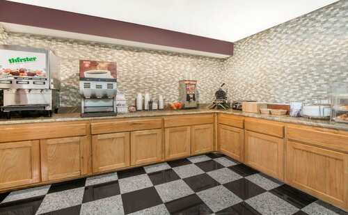 Longhorn Inn & Suites, Забронировать Отель Амарилло штат Техас, рядом с Hodgetown Stadium