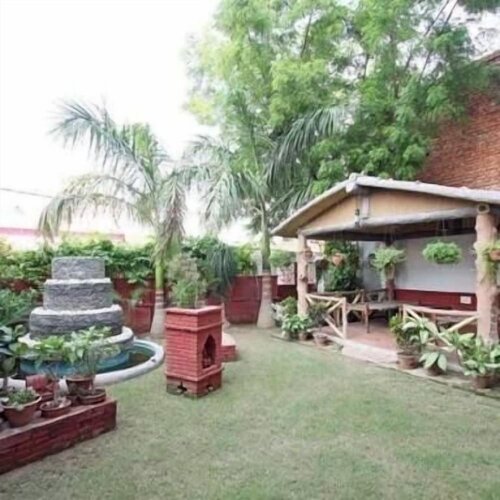 Rahul Guest House, Забронировать Гостевой дом Недорогие отели Варанаси, недорого