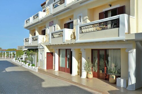 Agistri Apartments, Rezerwuj Apartament Hotele w Skala z Basenem, Basen