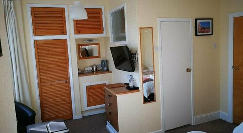 Glyn Garth Guest House, Prenota Hotel Aberystwyth 
