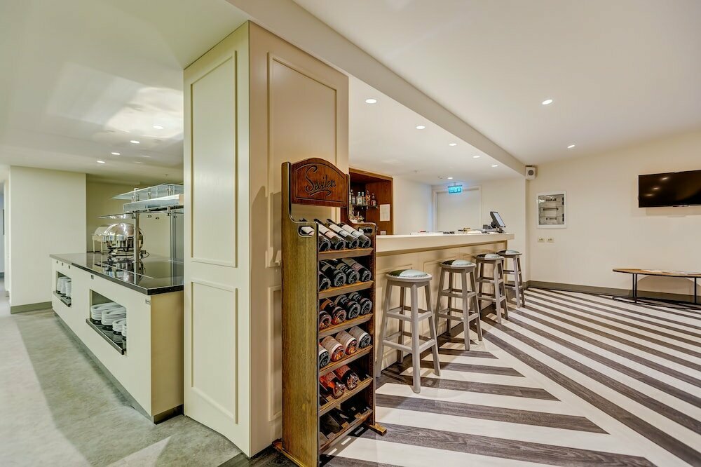 Plus Hotel Atasehir