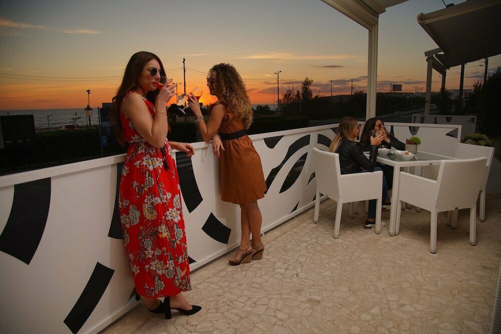 Piccadilly Suites and Rooms