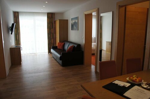 alpinea Appartements, Забронировать Апартаменты/квартира Ишгль Ишгль-Пацнаун, рядом с Горнолыжный курорт Ишгль-Самнаун
