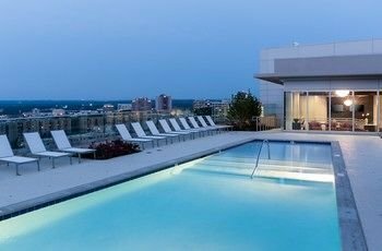 Ascent at Spring Hill Station by Global, Prenota Hotel McLean 