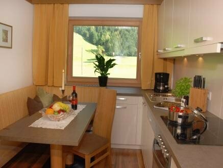 Apart-Garni Alpevita, Rezerwuj Hotel Hotele w Tyrol z parkingiem, Parking
