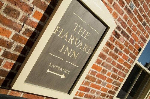 The Harvard Inn, Забронировать Гостевой дом Сток Эссекс