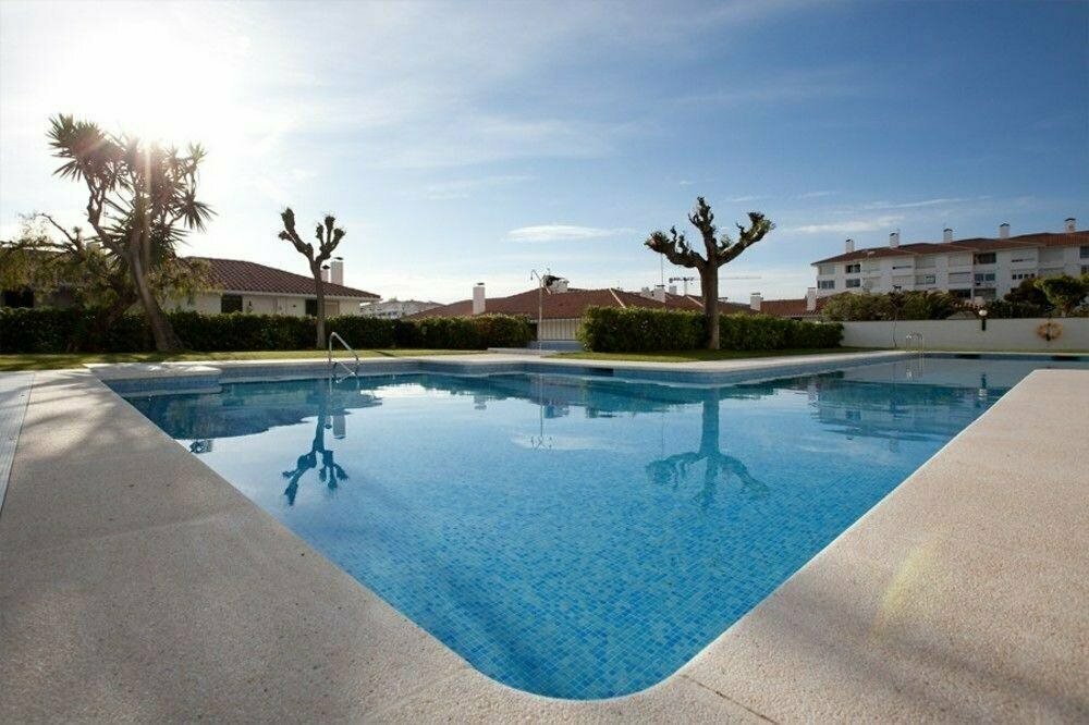 Sunny View Apartment