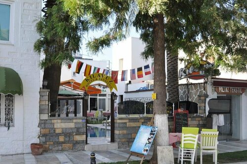 Kılavuz otel, Забронировать Отель Отели Бодрум с бассейном, рядом с Замок Святого Петра, Бассейн