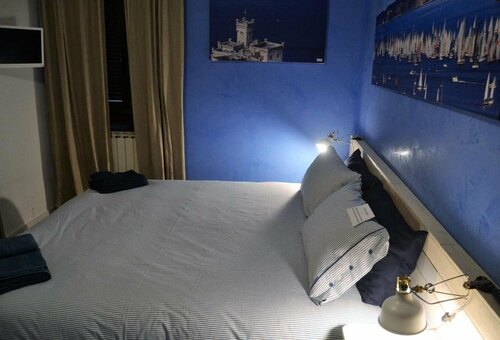 Triestè59 B&B, Забронировать Отель «постель и завтрак» Триест Венеция-Джулия, рядом с Rossetti Theatre