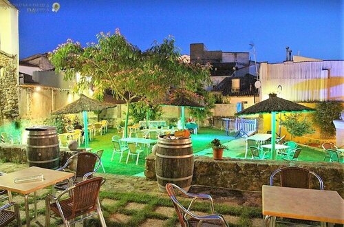 Hostal Rural las Nogalas, Prenota Hotel Montánchez 