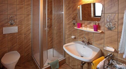 Gästehaus Wildauer, Rezervasyon Otel Schlitters Fügen