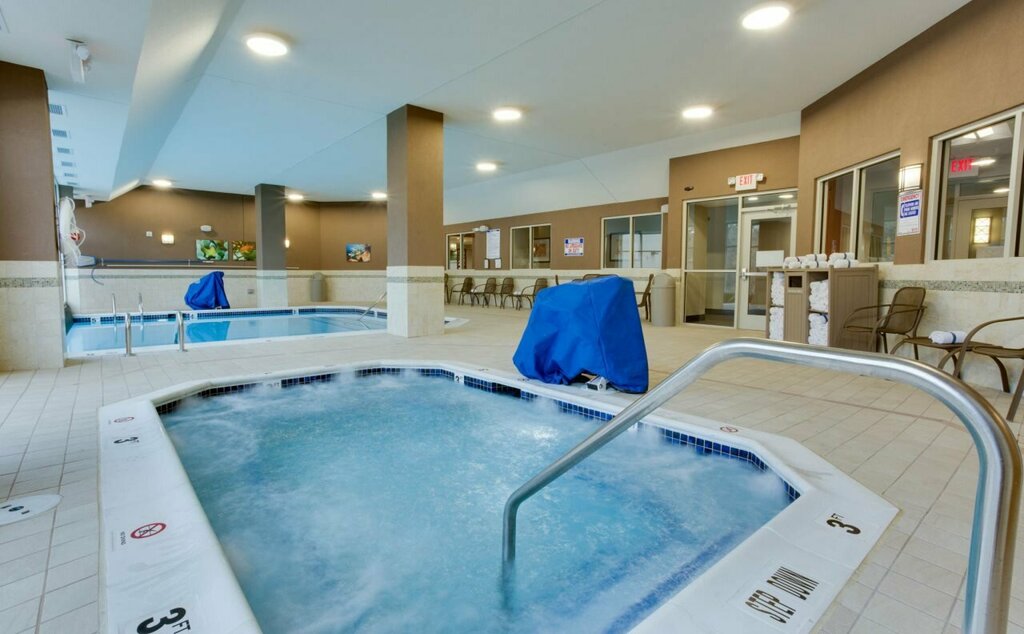 Drury Inn & Suites Charlotte Arrowood