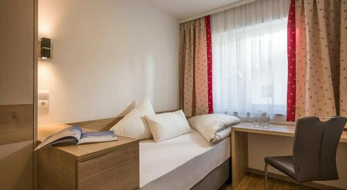 Aparthotel AlpTirol, Prenota Residence Hotel SPA a Tirolo, SPA