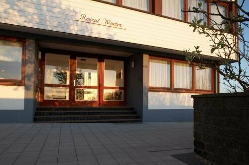 Haus Rooad Weeter, Забронировать Отель Гельголанд North Sea Coast Germany