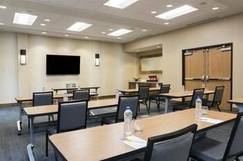 Hyatt Place Ann Arbor, Book Hotel Ann Arbor Michigan