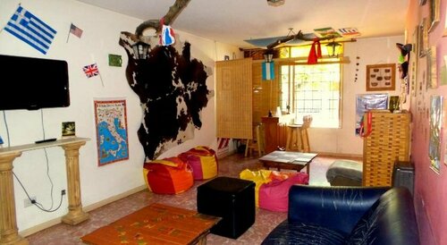 Hostel Otro Mundo, Prenota Ostello Hotel a Mendoza con parcheggio, Parcheggio