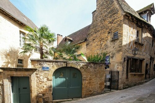 La Villa des Consuls - Gîte de tourisme de charme, Забронировать Вилла Сарла-ла-Канеда Dodogne Valley