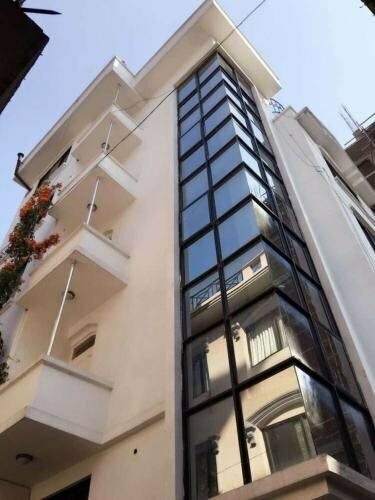 Four Red Doors Apartments, Забронировать Апартаменты/квартира Недорогие отели Катманду, рядом с Thamel Chowk, недорогие
