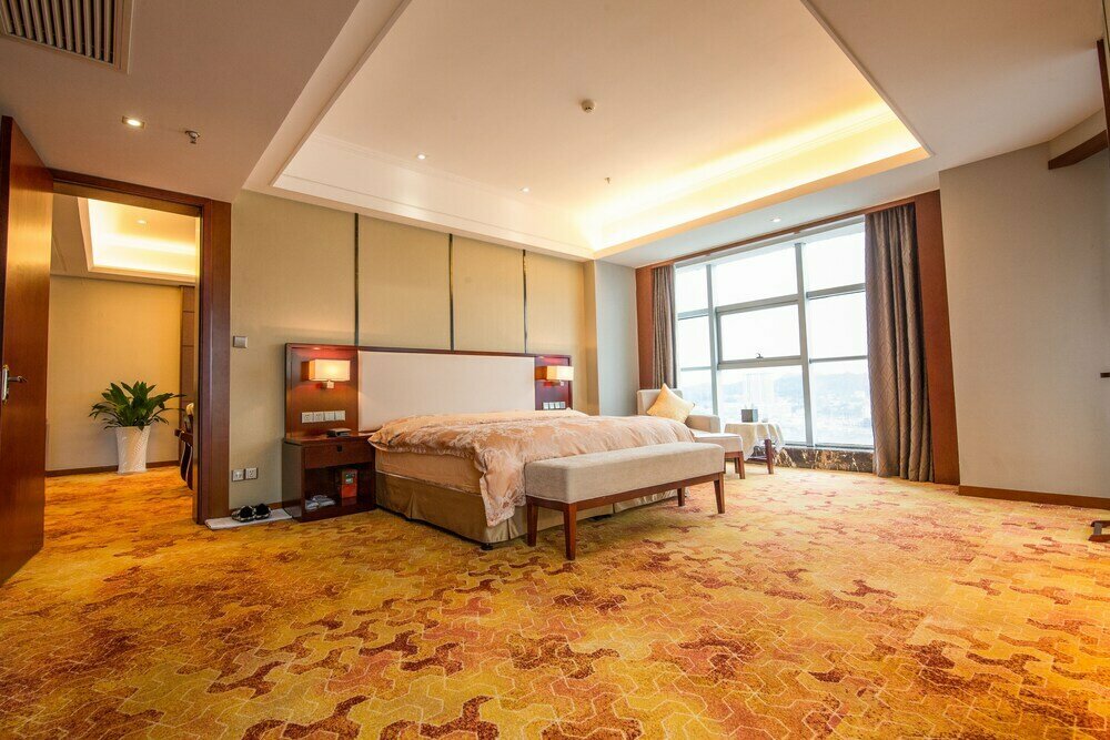Huatian Hotel Loudi