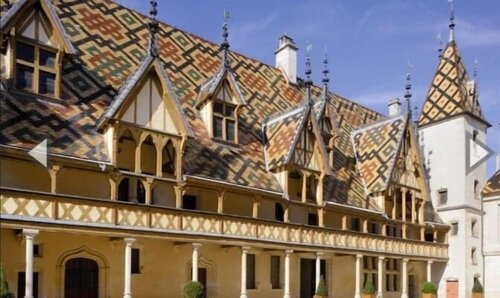 Les Plumes, Book Bed and Breakfast Hoteller i Burgund med parkering, Parkering