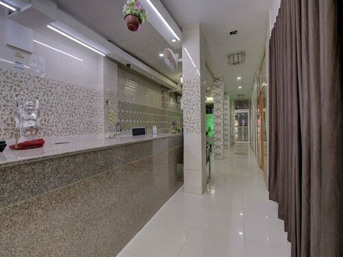 OYO 15589 Hotel Kamdhenu, Забронировать Отель Отели штата Карнатаки с парковкой, Парковка