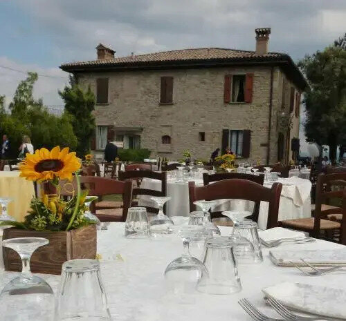 Fattorie di Montechiaro, Забронировать Отель Отели провинции Болоньи с парковкой, Парковка