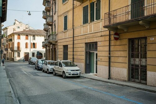 Italianflat - Theatrum Rooms and Suite, Забронировать Апартаменты/квартира Верона Венето, рядом с Площадь Пьяцца-делле-Эрбе