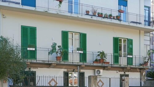 Three Rooms, Забронировать Отель «постель и завтрак» Мессина Сицилия