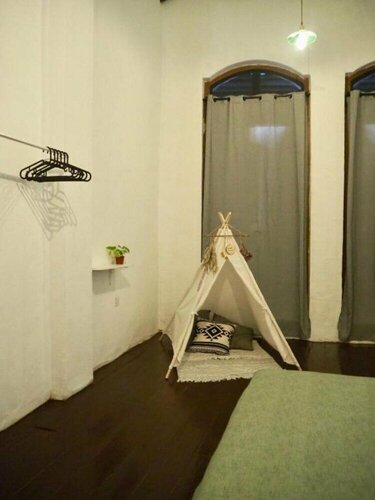 Humble Ground Cafe & Guesthouse, Забронировать Отель Малакка штат Малакка, рядом с Торговый центр Dataran Pahlawan Melaka Megamall