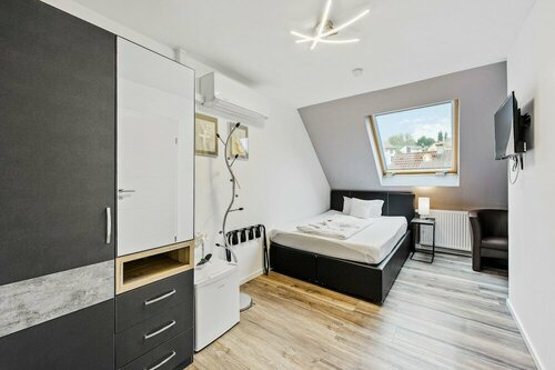 Hotel Phoenix, Buchen Sie Hotel Pfinztal 