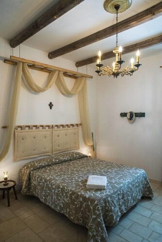 Agriturismo Grotta di Figazzano, Rezervați Sejur la fermă Hoteluri în Cisternino cu piscină, Piscină