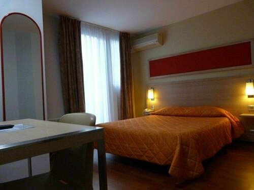 Le President Hotel, Забронировать Отель Тулуза Верхняя Гаронна, рядом с Quai de la Daurade