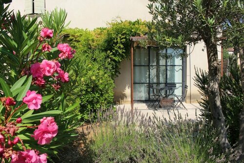 Les Jardins de Saint Benoît, Réserver Hôtel Hôtels à Corbières avec parking, Parking