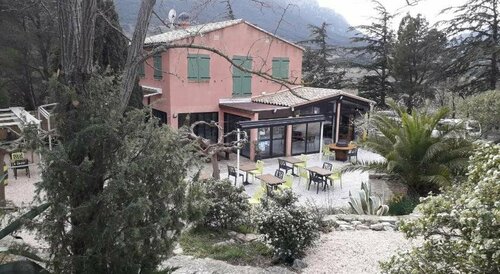 Auberge la Table du Curé, Rezervasyon Pansiyon / Hostel Cucugnan Corbières